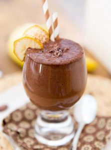 batido de banana e chocolate